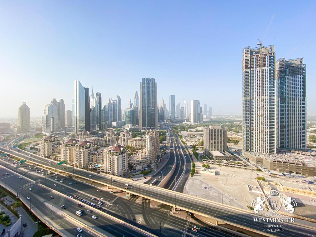 Westminster Dubai Mall Exteriér fotografie Al Wasl skyline